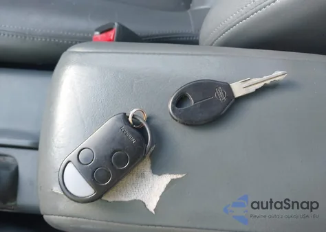 1997 Nissan Maxima Gle/Gxe/Se z USA, uszkodzony, nr VIN JN1CA21D0VT803567